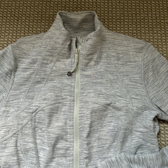 Lululemon Define Jacket - Picture 3 of 5